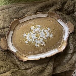 Gorgeous vintage Florentine gold and white tray